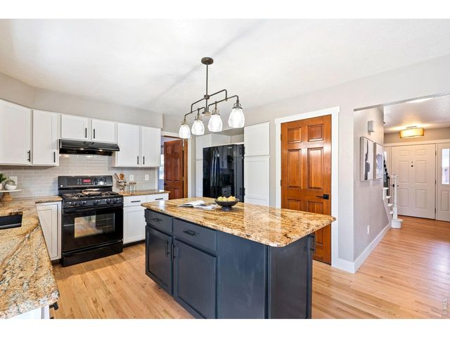 1501 Redberry Ct, Fort Collins, CO 80525