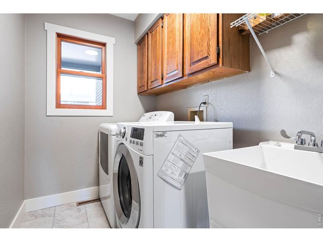 1501 Redberry Ct, Fort Collins, CO 80525