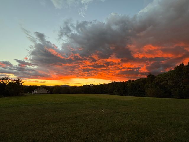 100 Estate DR, Glade Hill, VA 24092