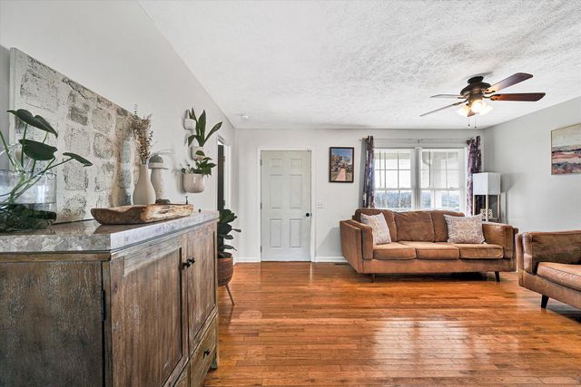 100 Estate DR, Glade Hill, VA 24092