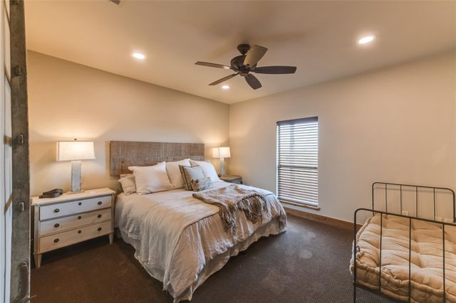 3019 S Highway 16, Llano, TX 78643