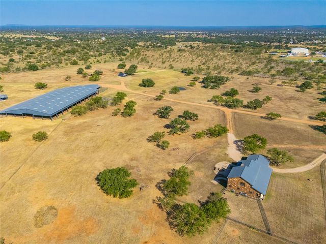 3019 S Highway 16, Llano, TX 78643