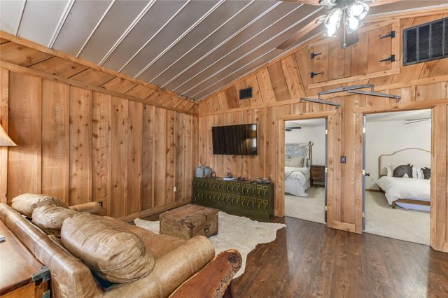 3019 S Highway 16, Llano, TX 78643