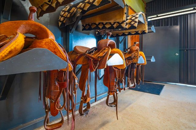 3019 S Highway 16, Llano, TX 78643