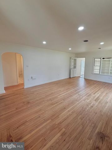 105 CALVERT TOWNE RD, Prince Frederick, MD 20678