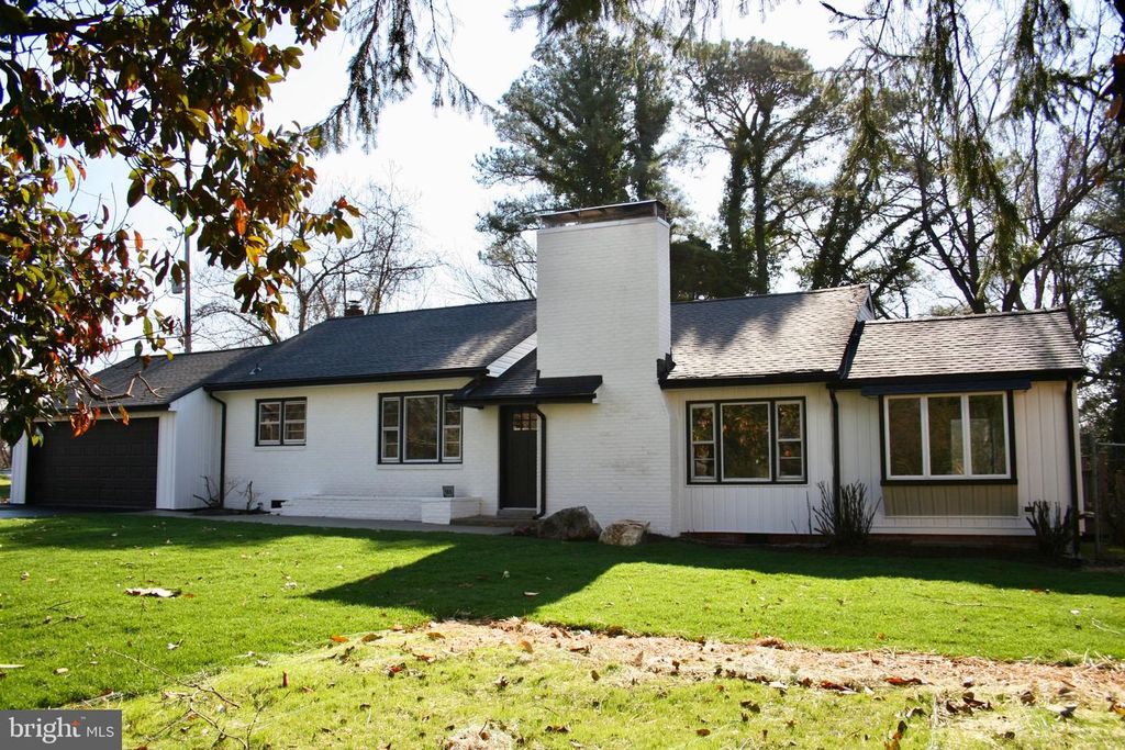 105 CALVERT TOWNE RD, Prince Frederick, MD 20678