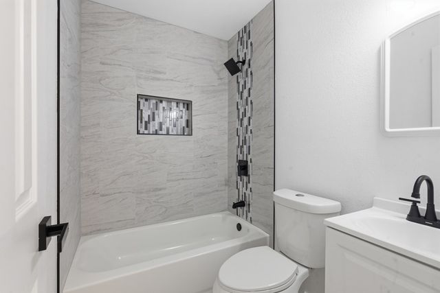 2803 Roosevelt Ave, Midland, TX 79701