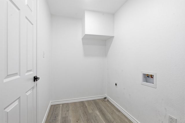 2803 Roosevelt Ave, Midland, TX 79701