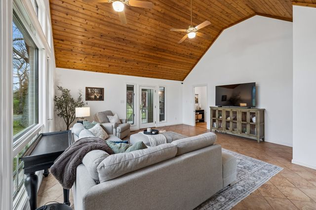 3625 Mitchell Rd, Lebanon, TN 37087