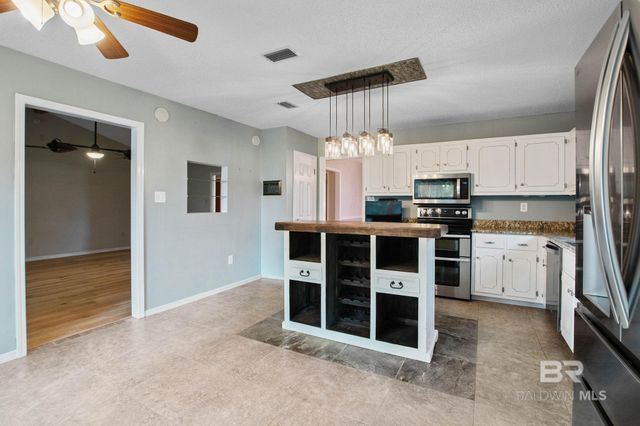 14200 South Boulevard, Silverhill, AL 36576