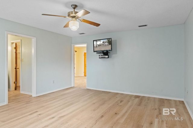 14200 South Boulevard, Silverhill, AL 36576