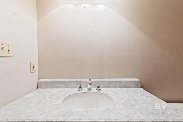 14200 South Boulevard, Silverhill, AL 36576