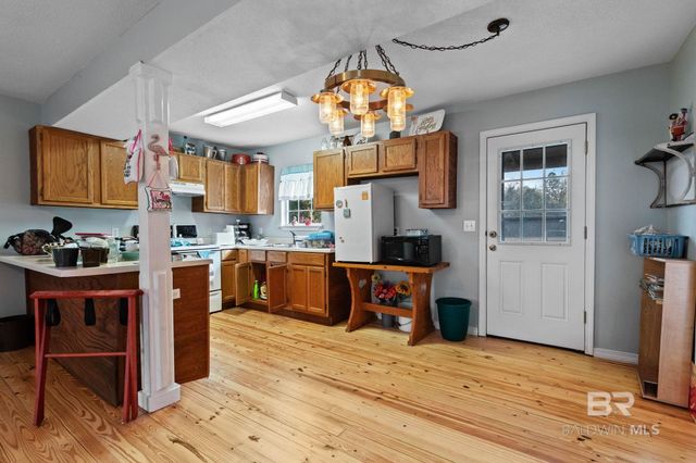 14200 South Boulevard, Silverhill, AL 36576