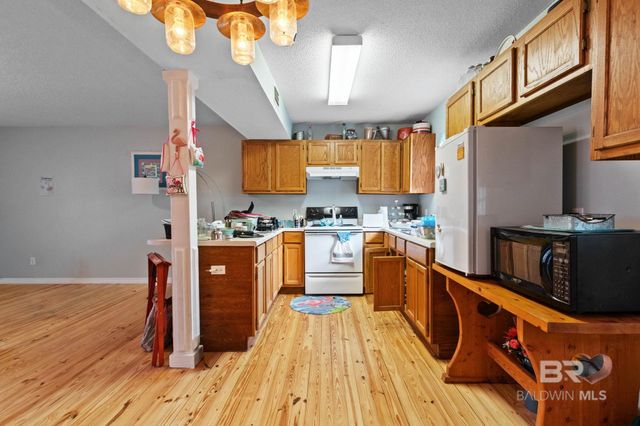 14200 South Boulevard, Silverhill, AL 36576