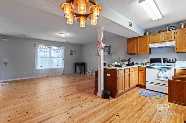 14200 South Boulevard, Silverhill, AL 36576