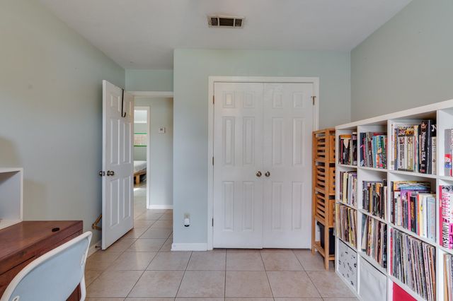 765 PECAN GARDENS CIR W, Memphis, TN 38122