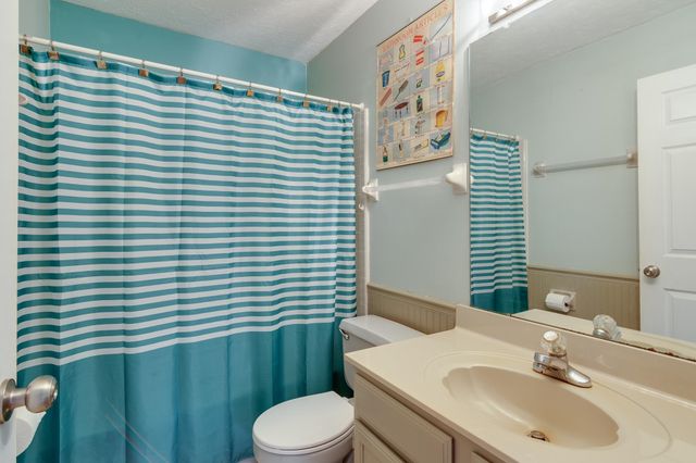 765 PECAN GARDENS CIR W, Memphis, TN 38122