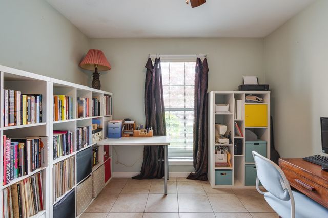 765 PECAN GARDENS CIR W, Memphis, TN 38122