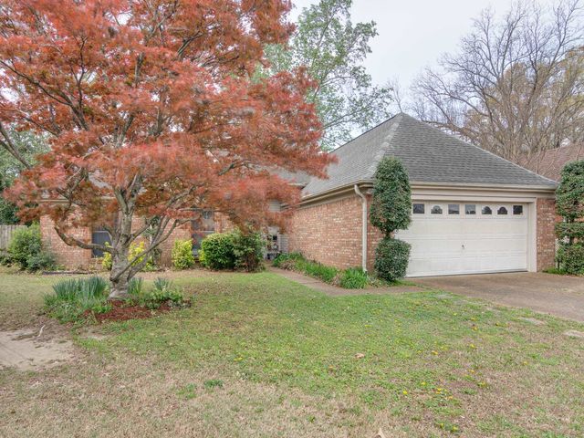 765 PECAN GARDENS CIR W, Memphis, TN 38122