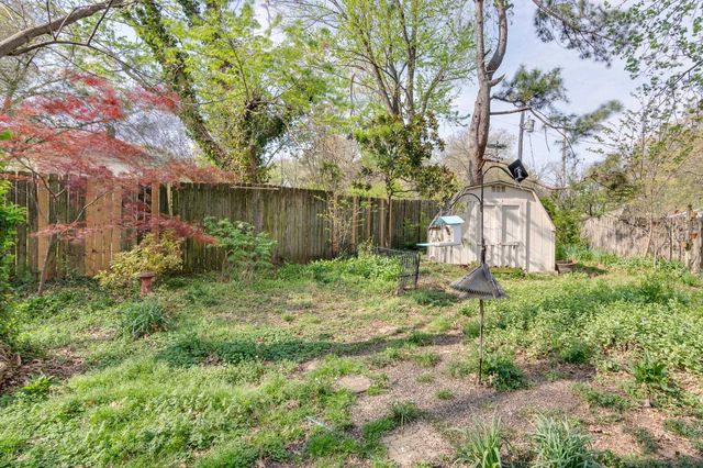 765 PECAN GARDENS CIR W, Memphis, TN 38122