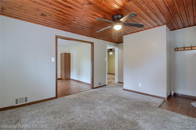 1528 Paramount Street, Novi, MI 48377