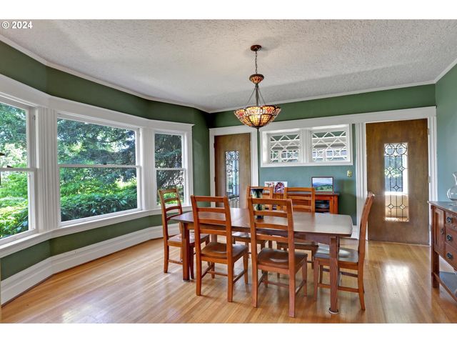 2514 Nw Westover Rd, Portland, OR 97210