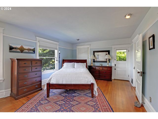 2514 Nw Westover Rd, Portland, OR 97210