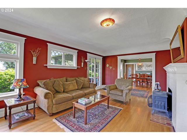 2514 Nw Westover Rd, Portland, OR 97210