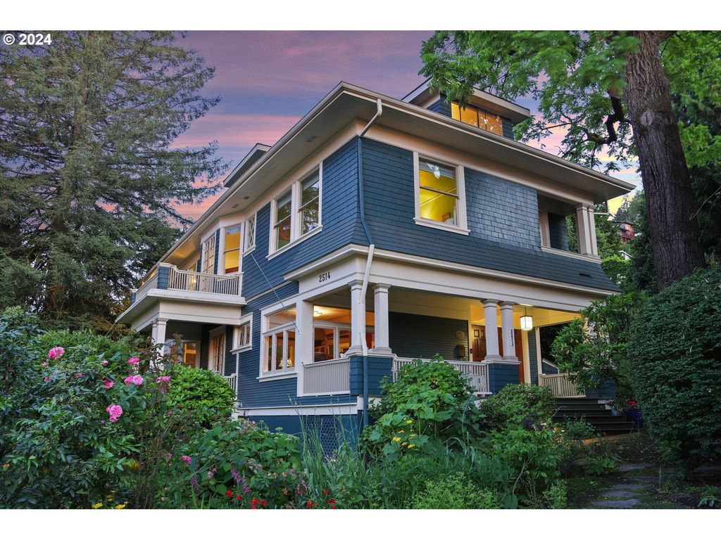 2514 Nw Westover Rd, Portland, OR 97210