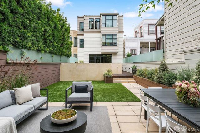 827 North Point Street 1, San Francisco, CA 94109