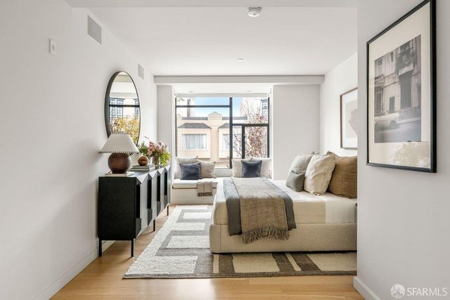 827 North Point Street 1, San Francisco, CA 94109