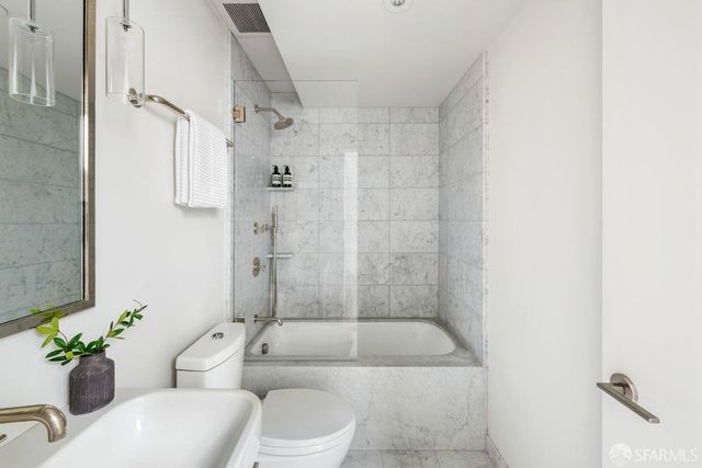 827 North Point Street 1, San Francisco, CA 94109