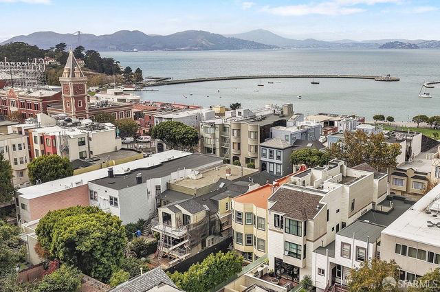 827 North Point Street 1, San Francisco, CA 94109