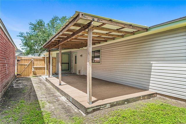4318 Beaver Creek Dr, Corpus Christi, TX 78413