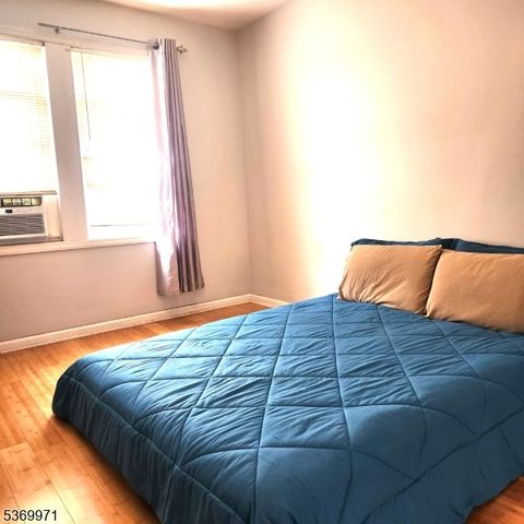 308 Hagel Ave, Linden City, NJ 07036