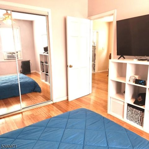 308 Hagel Ave, Linden City, NJ 07036