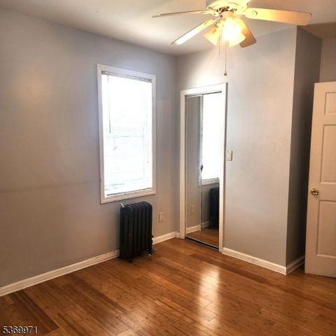 308 Hagel Ave, Linden City, NJ 07036