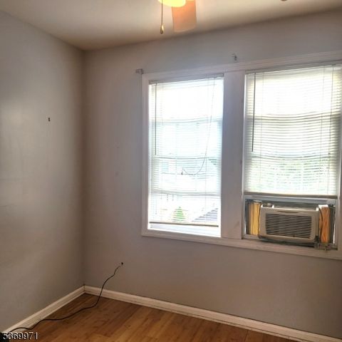 308 Hagel Ave, Linden City, NJ 07036