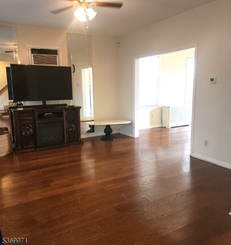 308 Hagel Ave, Linden City, NJ 07036