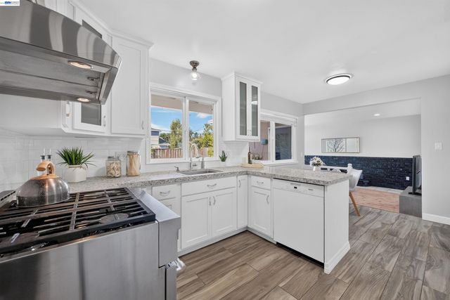 42635 Sully St, Fremont, CA 94539