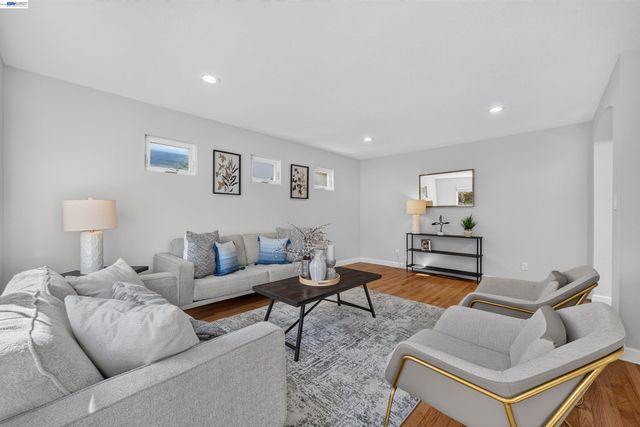 42635 Sully St, Fremont, CA 94539