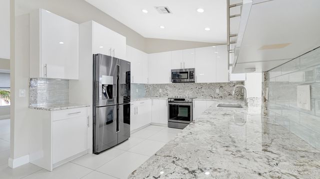 1412 NE 53rd Court, Fort Lauderdale, FL 33334