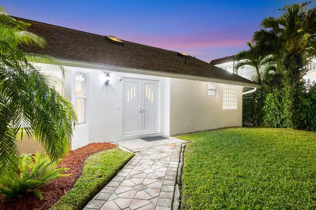 1412 NE 53rd Court, Fort Lauderdale, FL 33334
