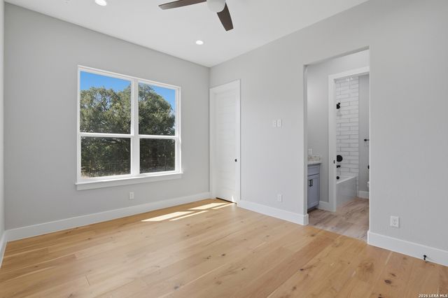 208 RIVER RDG, Boerne, TX 78006