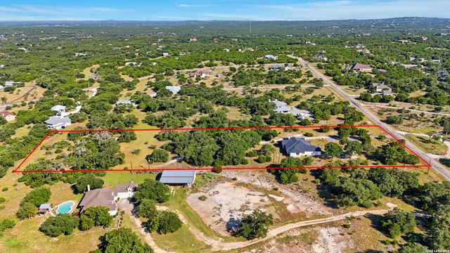 208 RIVER RDG, Boerne, TX 78006