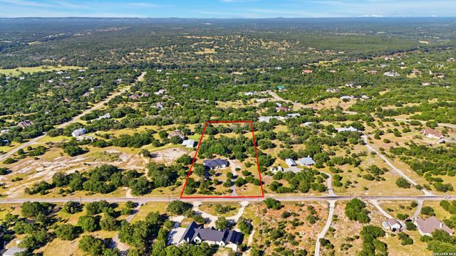 208 RIVER RDG, Boerne, TX 78006