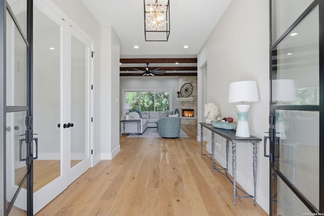 208 RIVER RDG, Boerne, TX 78006