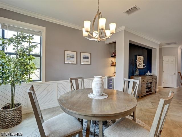 2359 Montserrat LN 202, Naples, FL 34120