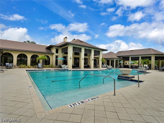 2359 Montserrat LN 202, Naples, FL 34120