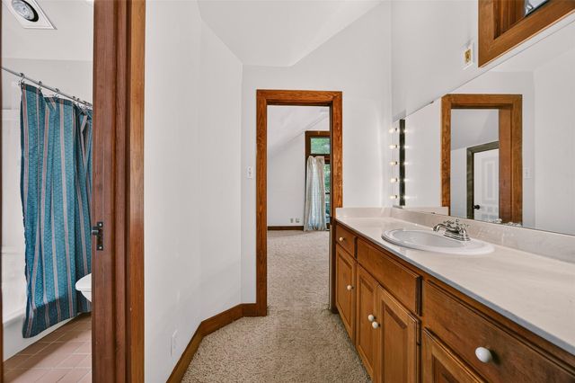 812 W 10th ST, Austin, TX 78701